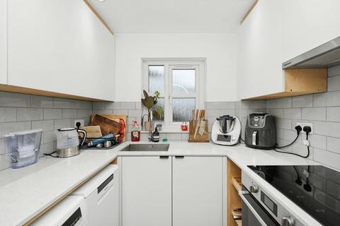 1 bedroom flat for sale, St. Pauls Rise, London, N13