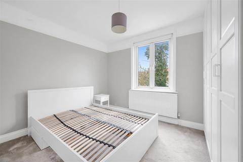 2 bedroom flat to rent, Riffel Road, London NW2