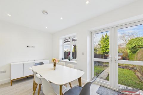 3 bedroom terraced house for sale, Grange Road, Harrow