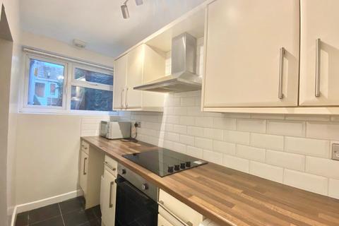 1 bedroom flat to rent, Bankwell Road, Huddersfield