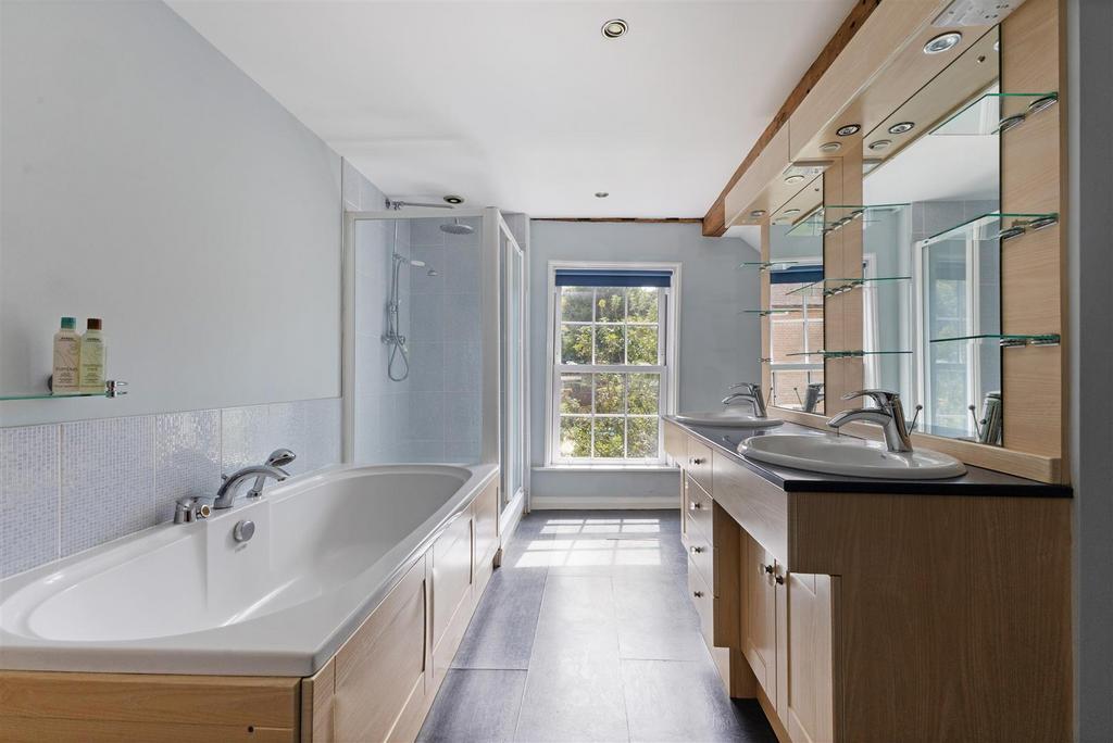 Bathroom (House)