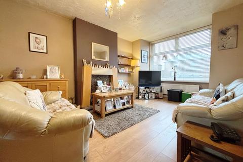 3 bedroom end of terrace house for sale, Downall Green Road, Ashton-In-Makerfield, Wigan, WN4 0LY