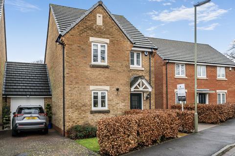 3 bedroom detached house for sale, Rothschild Drive, Sarisbury Green, Southampton, Hampshire, SO31