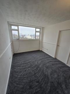 2 bedroom flat to rent, Station Street, Nottingham NG17
