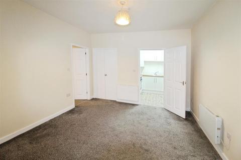 1 bedroom apartment to rent, Hulme Street, Southport, Merseyside
