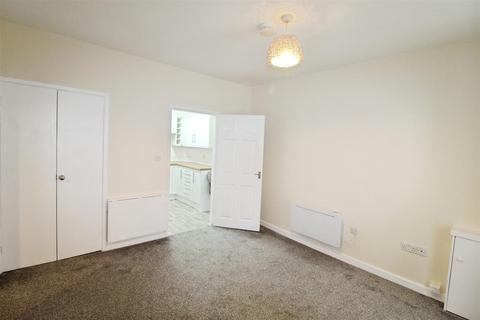 1 bedroom apartment to rent, Hulme Street, Southport, Merseyside