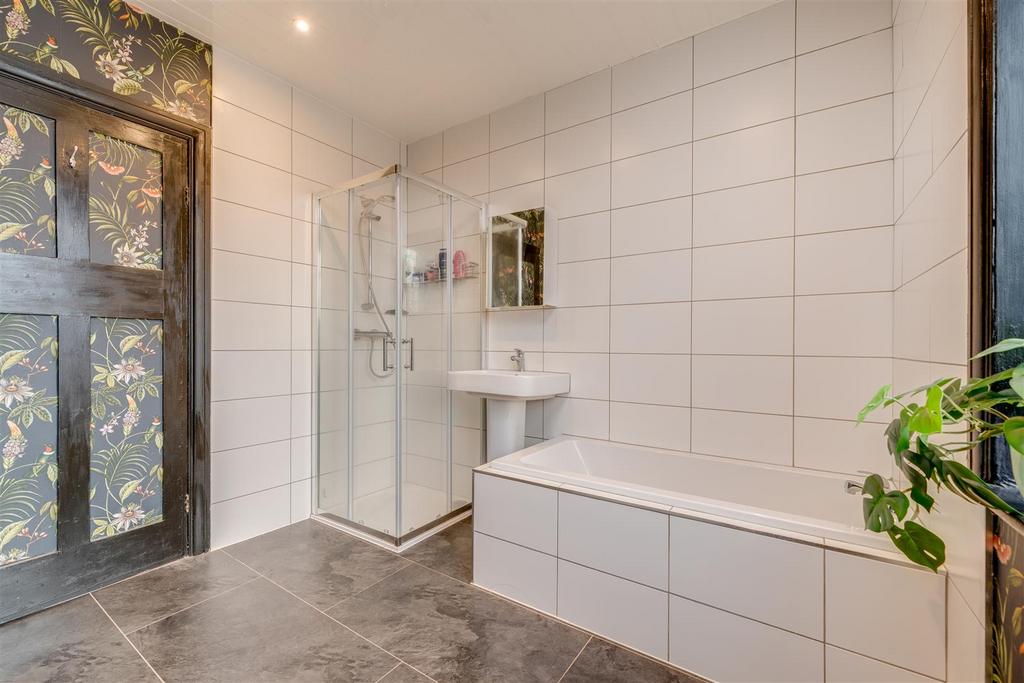 25 Grange Ave-6.jpg