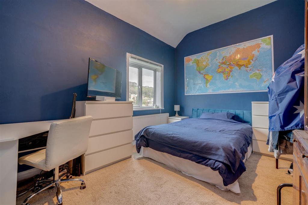 25 Grange Ave-3.jpg