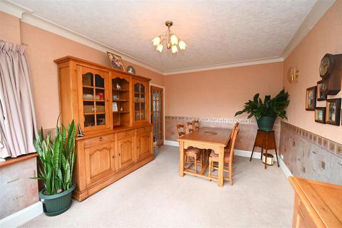 3 bedroom semi-detached house for sale, Dwellings Lane, Birmingham B32