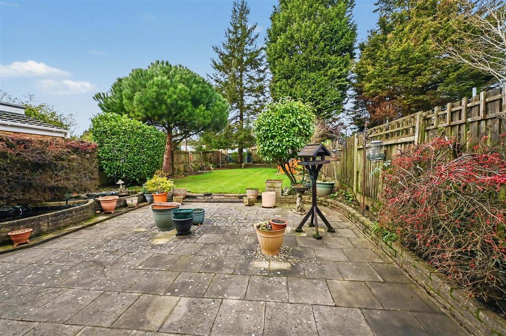 Garden 1 DP.JPG
