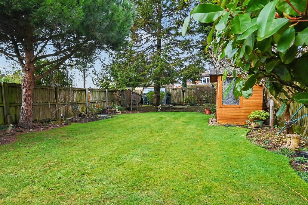 Garden 4 DP.JPG