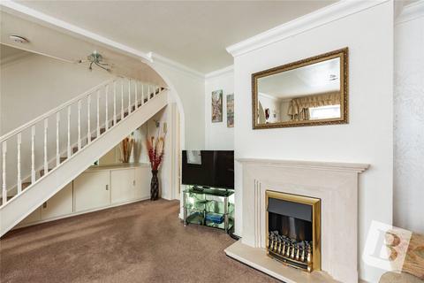 3 bedroom terraced house for sale, Fambridge Road, Dagenham RM8
