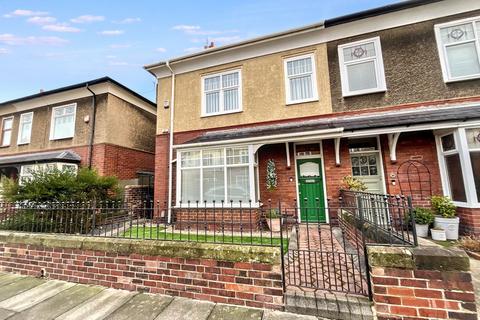 4 bedroom semi-detached house for sale - Wansbeck Road, Jarrow, NE32