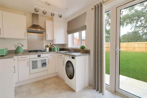 3 bedroom semi-detached house for sale, Thorpe Close, Pevensey BN24