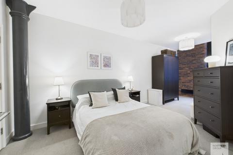 2 bedroom apartment to rent, Royal Mills :: Ancoats