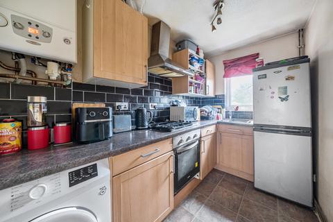 1 bedroom flat for sale, Spruce Avenue, Hampshire PO7