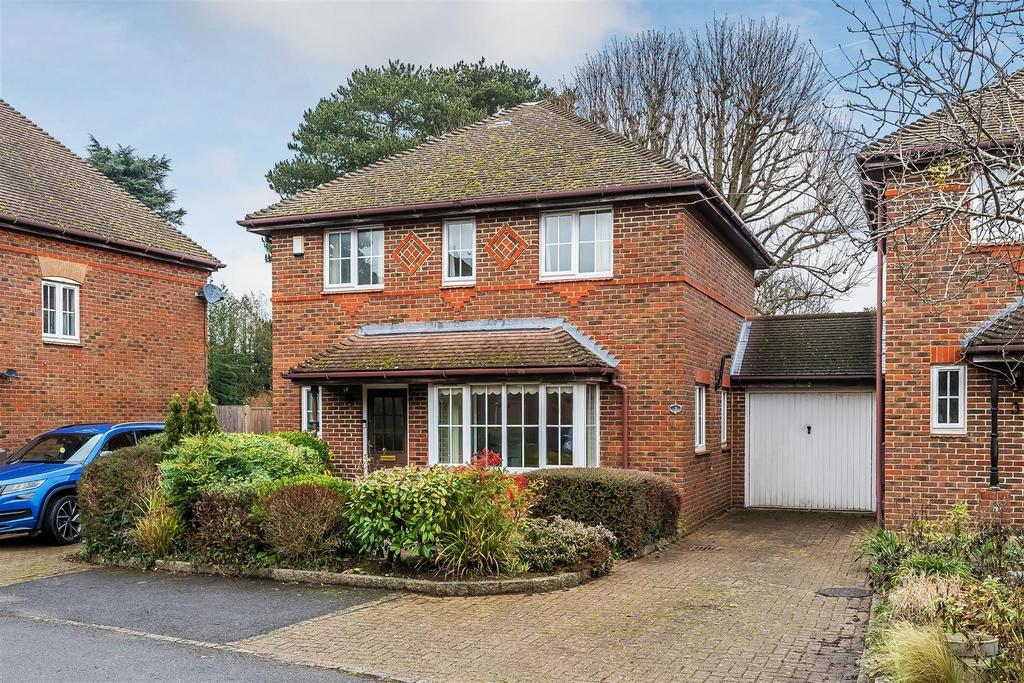 2-Gayton-Close-6.jpg