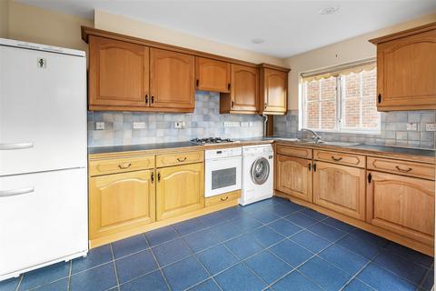 3 bedroom house for sale, GAYTON CLOSE, ASHTEAD, KT21