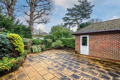 3 bedroom house for sale, GAYTON CLOSE, ASHTEAD, KT21