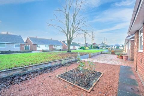 undefined, Ernald Gardens, Stone