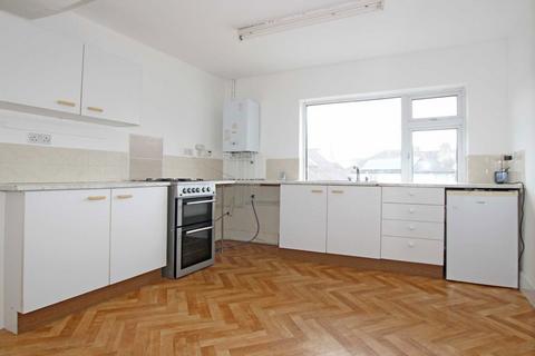 2 bedroom flat to rent, Richmond Road, Kingston Upon Thames KT2
