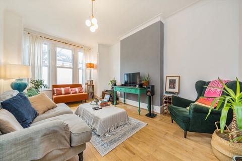 2 bedroom flat to rent, Elmwood Road, London SE24