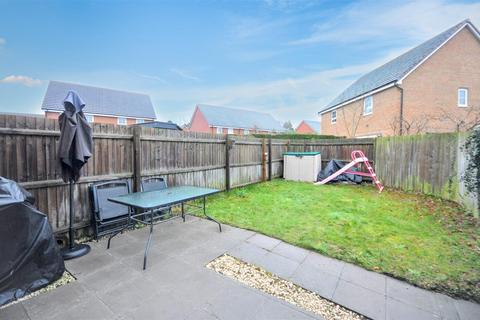 3 bedroom end of terrace house for sale, Buttermere Close, Yarnfield, Stone