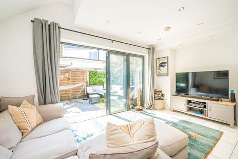 undefined, Stanley Gardens Road, Teddington TW11