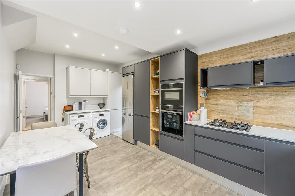 39 Lansdowne road-9.jpg