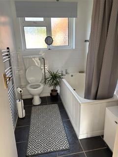 2 bedroom apartment for sale, Torrington Drive, Thingwall, Wirral, CH61