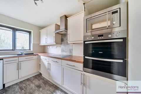 undefined, Longmead, Liss, GU33
