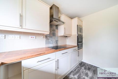 undefined, Longmead, Liss, GU33