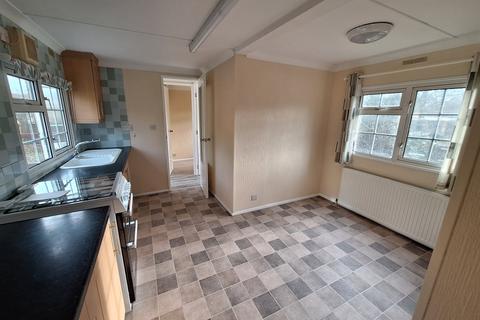 2 bedroom detached house to rent, St James Park, Baddesley Road, Ampfield, SO52