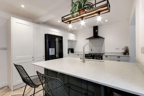 3 bedroom semi-detached house for sale, Harold Road, Dartford, Kent, DA2 7SA