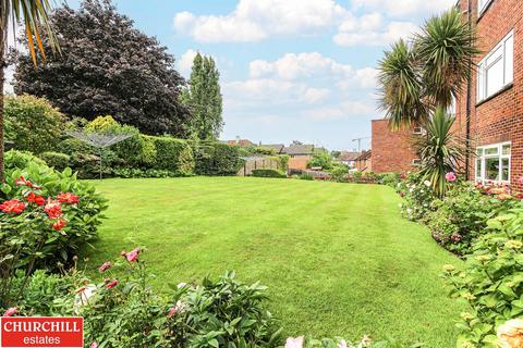 3 bedroom flat for sale, Dalefield, Roebuck Lane