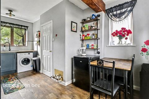 3 bedroom semi-detached house for sale, Crescent Road, Congleton, CW12 4BG