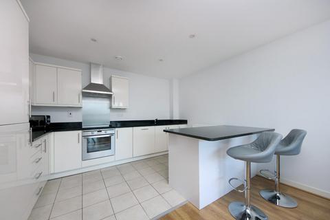 2 bedroom apartment for sale, Granville Gardens, W5