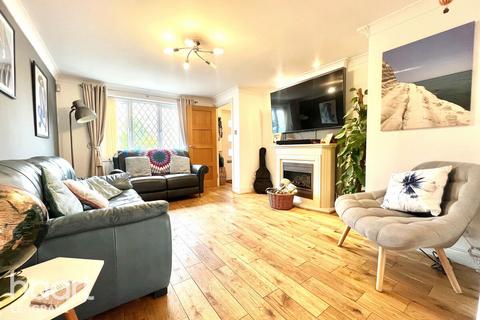undefined, Swan Mead, Luton