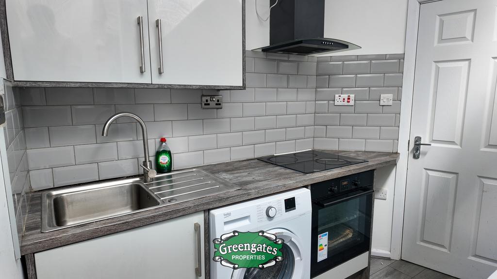 6 B Springfield Road10