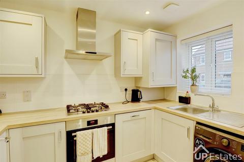 2 bedroom end of terrace house for sale, Marans Grove, Nuneaton