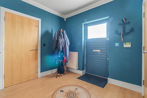 5 bedroom semi-detached house for sale, Boundary Way, Shoeburyness Garrison SS3