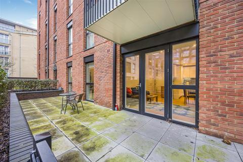 undefined, Joseph Huntley Walk, Reading, RG1