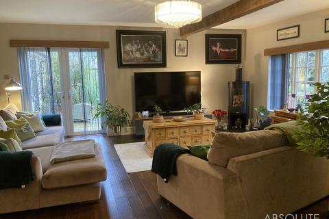 4 bedroom detached house for sale, Brixham Road, Paignton, TQ4