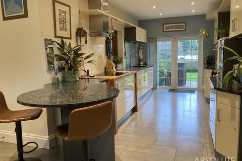 4 bedroom detached house for sale, Brixham Road, Paignton, TQ4
