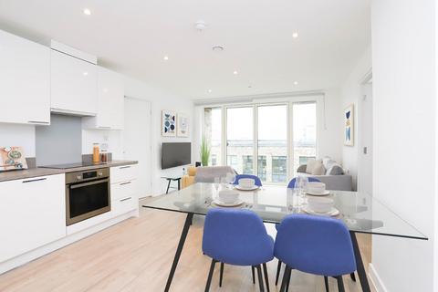 2 bedroom apartment to rent, Clippers Quay Salford M50