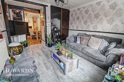 1 bedroom terraced house for sale, St James Walk, Great Yarmouth