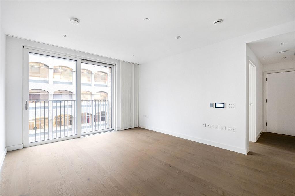 Kitchen/ Dining Area