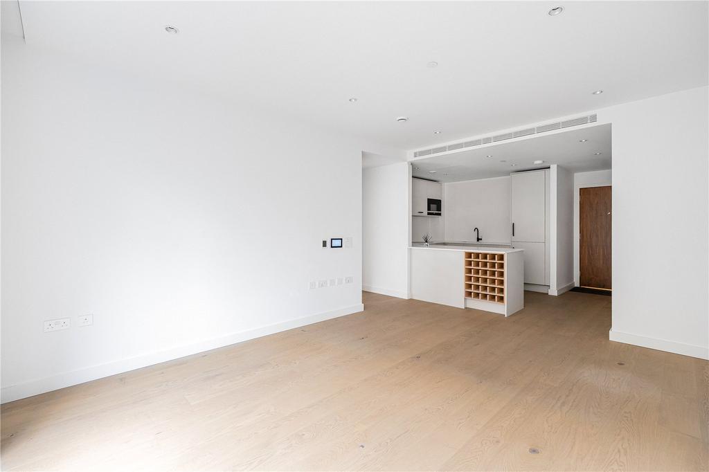 Kitchen/ Dining Area