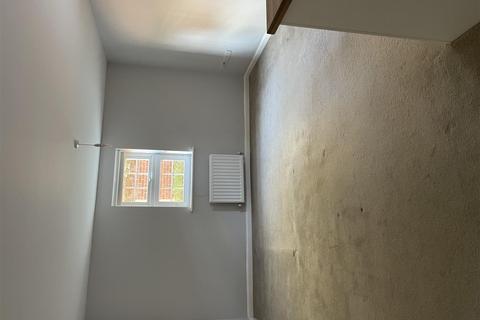 2 bedroom flat to rent, Horse Fair Lane, Rothwell NN14