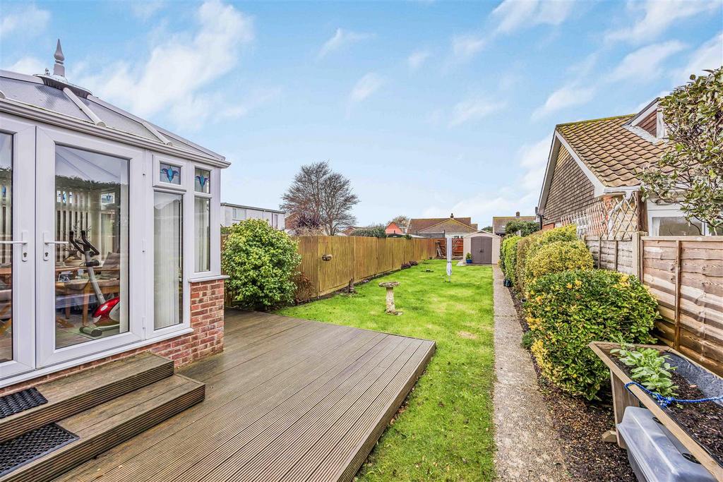 2a Wheatlands Crescent, Hayling Island-Small-Porti